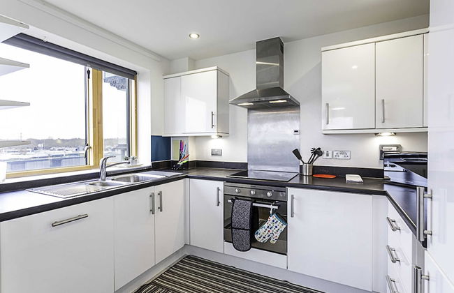 Trendy Queen's Park Apartment With Views Across London - Foto 7