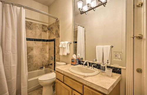 Lavish Paradise Valley Home with Sports Court and Pool - Foto 30