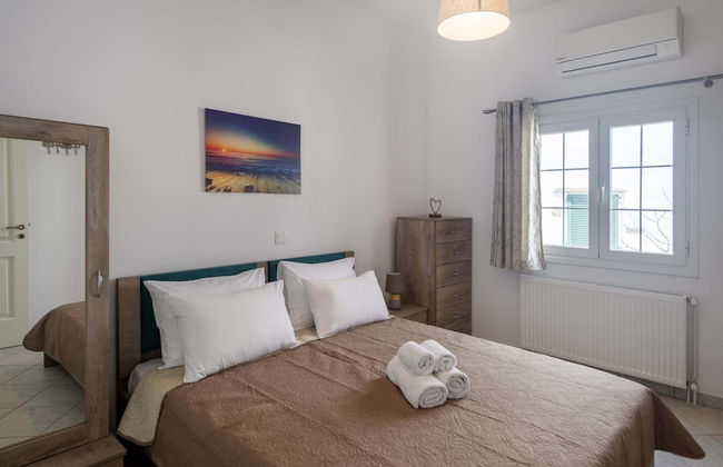 Parian Charming 3bedroom Home - Photo 9