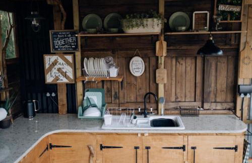 Shepherds Hut - Photo 41