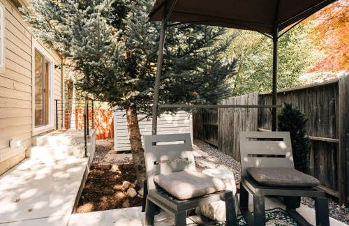 Ralston Creek Cottage - Serene Park Views - Foto 30