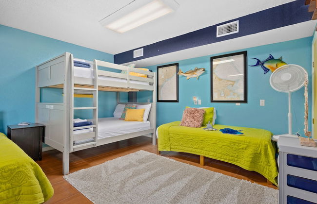 Off the Charts by Miss Kitty’s - Foto 17