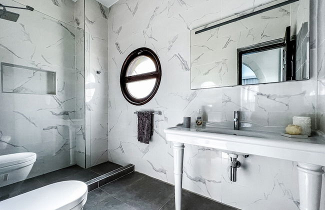 Villa With Private Pool and Backyard in Lapta - Foto 14