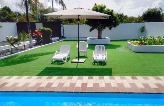 Villa Bella is 5 Mins From the Beach With Amazing Garden Overlooking the Pool - Foto 14