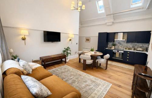 The Old Borough Library - Staffordshire - Photo 27