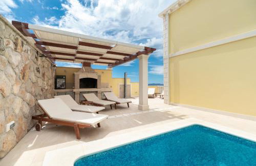 Holiday house with a swimming pool Prizba, Korcula - 199 - Photo 9