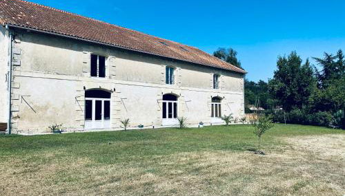 Surf & Skate house, ancien chai viticole. - Foto 2, Garden, Garden view