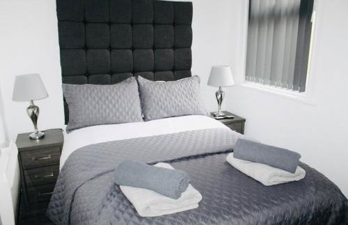 Albert Luxury Hottub and Jacuzzi Apartments - Foto 74