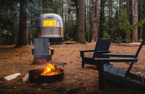 Waterfront, Pet Friendly Airstream near Lake George in the Adirondack, New York - Foto 5