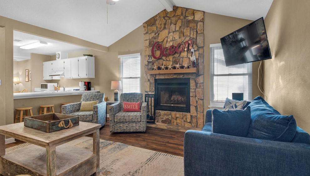 Pet Friendly on Canal in Old Seagrove - Next to Seaside & 3 Blocks to Beach! - Foto 1, Imagen principal