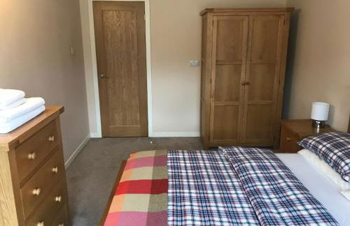 Borrodale, one bedroom apartment with balcony and loch view. - Photo 6