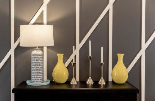 STAR Retreat Townhome with Garage 3 miles to Downtown - Foto 17