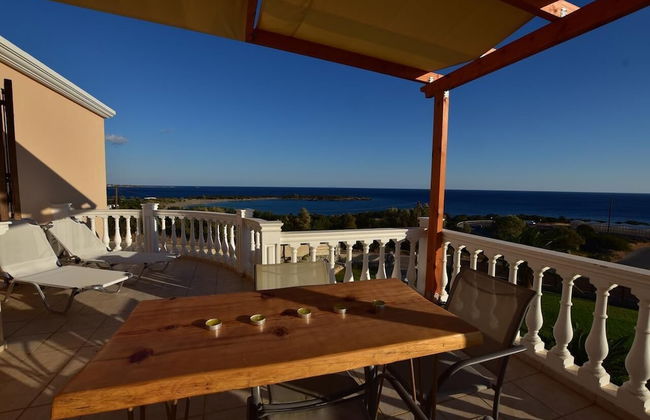 Flisvos Villa - Photo 16