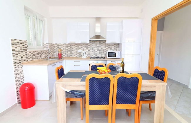 Apartments Radojkovic Lumbarda - Comfort Two Bedroom Apartment With Terrace and Sea View - Foto 8