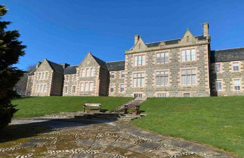 2 bedroom Townhouse within Grade C listed Ladysbridge House 2 night minimum stay - Foto 12