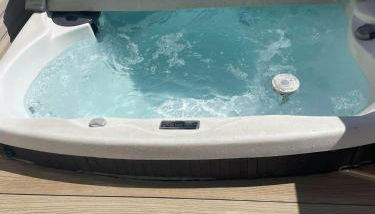 Blenheim Hot Tub Lodge - Foto 4