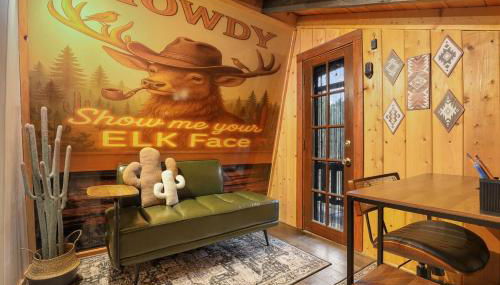 NEW! Hillside Getaway in the Pines, Games, Poker - Foto 3