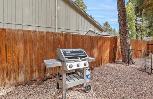 Bluebird Song Prime Flagstaff Location Outdoor Retreat with Fenced Yard and Firepit - Foto 15