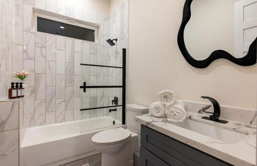 Huge 4BR, Near Memorial Park, Rooftop & Garage - Foto 32