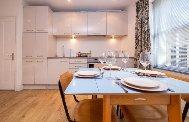 Host Stay Brunswick Apartment - Photo 3