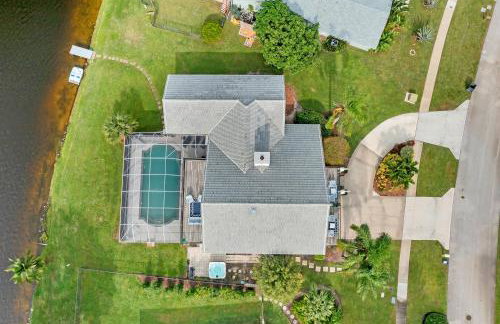 Lake Luxe Equine, Waterfront, Screened-in Pool, Hot Tub - Lake Views! Hosted By Relaxtay - Foto 43