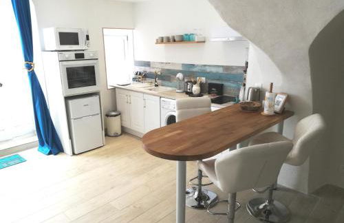 Les insolites de Champeix - Photo 2