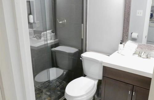 Federalist Style Rowhouse sleeps 4 with parking - Foto 10