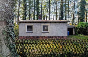 Modern bungalow with direct lake access and fireplace - Photo 11