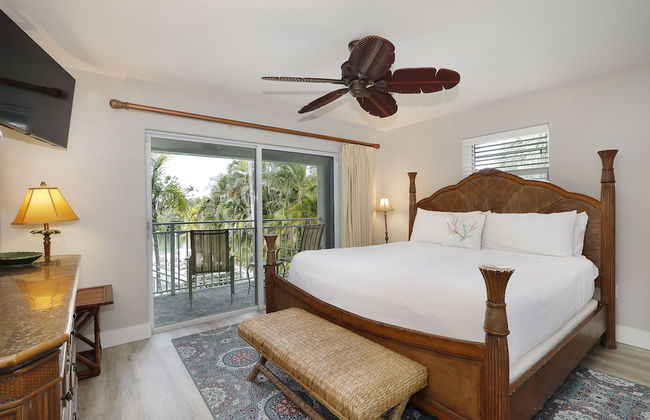 Waterfront Luxury Home With Pool And Boat Dock 3 Bedroom Home by RedAwning - Foto 4