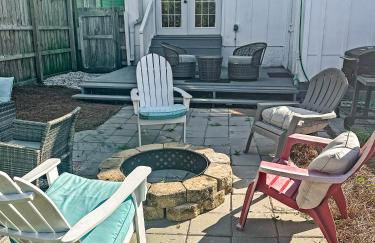 OceanView Oasis - Relax with Hot Tub, Breakfast, Fire Pit & Putting Green! - Foto 37