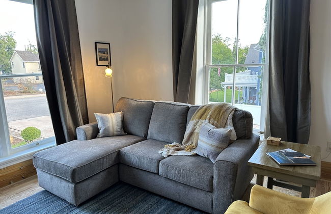 The Cottage @ 241 North - Foto 16