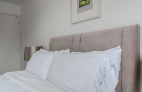 Modern, fully furnished apartment with ensuite, private balcony and elevator in Notting Hill - Foto 29