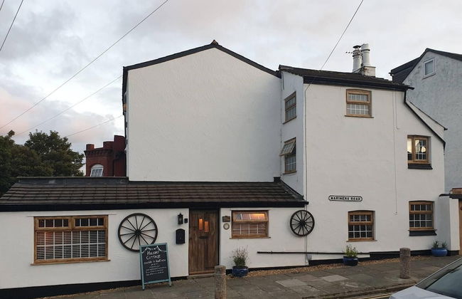 Stunning Quirky 2-bed Cottage in New Brighton - Foto 1