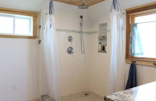 Camp46 Luxury Oceanfront Plum Island Cottage - Foto 31