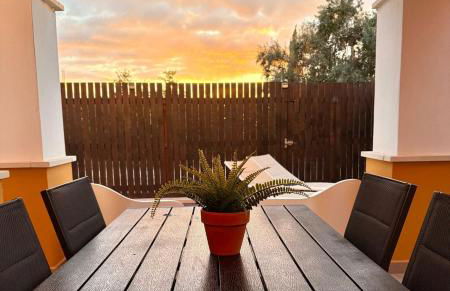 Villa Alegre, Mar Menor Golf - 2 beds - 2 baths - private heated pool - solarium - family friendly - Foto 5