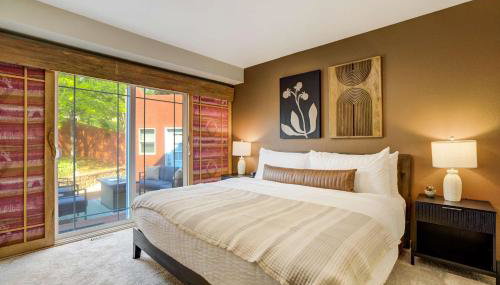 Sunstone Mesa Luxe Broadmoor Getaway w Hot Tub - Foto 4