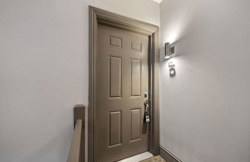 Classy 2BR Condo Near City Centre - OTR, UC, Zoo - Foto 14