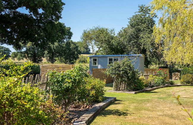 The Hideaway Hut - 1 Bed Shepherds Hut - Hereford - Foto 50