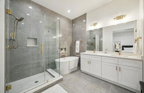 Houston- Downtown, NRG, Med Center, City Views, U of H & TSU, Rodeo - Photo 33