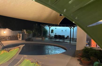 Villa with Private Pool & Hot tub - Foto 28