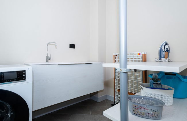 Luxury 2 in Como With 2 Bedrooms and 2 Bathrooms - Photo 33