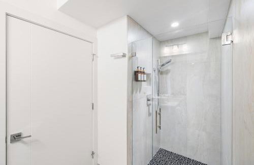 Bayview Modern Luxury by the Lake - Foto 41