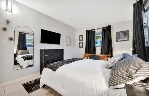 Firepit, Bikes & BBQ! Sleeps 10, 12 mins to Beach! - Photo 9