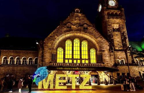 Le Panorama D'Exception-65M2- Parking Privé en Sous-Sol - Foto 3