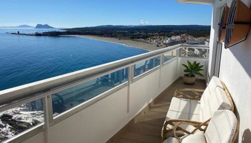 Maravilloso apartamento en primera línea de playa. - Foto 1