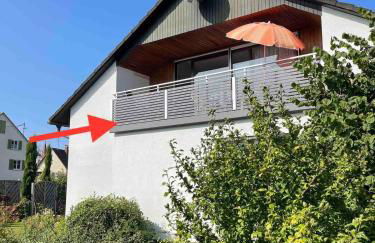 Ruhige Ferienwohnung mit Balkon und Bergsicht - Foto 1