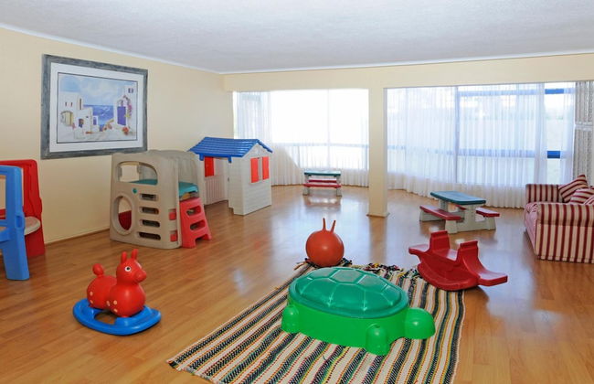 MR Mar Suites - Photo 50