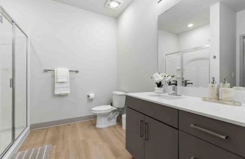 Serene Living 5 Min From Downtown - Foto 6