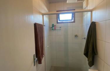 EcoHouse - 12 min to Downtown - Photo 6