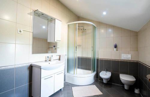 Stone house with 4 bedrooms and beautiful view - Foto 28